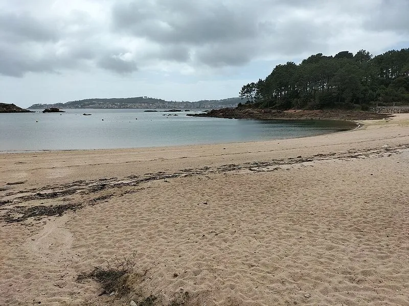 Playa de Insuela en Ribeira, A Coruña — foto 2 de 3