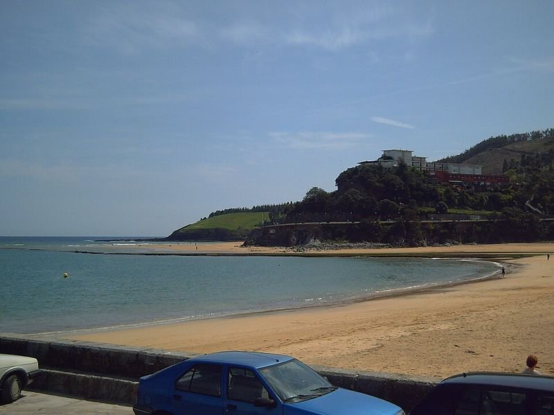 Playa Isuntza en Lekeitio, Vizcaya