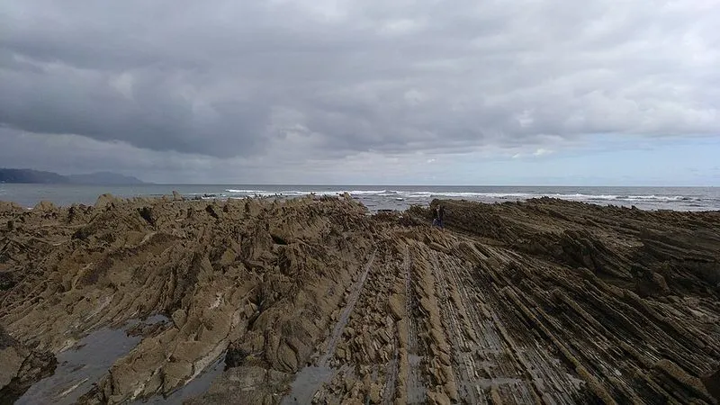 Playa Itxaspe en Deba, Guipúzcoa — foto 3 de 5