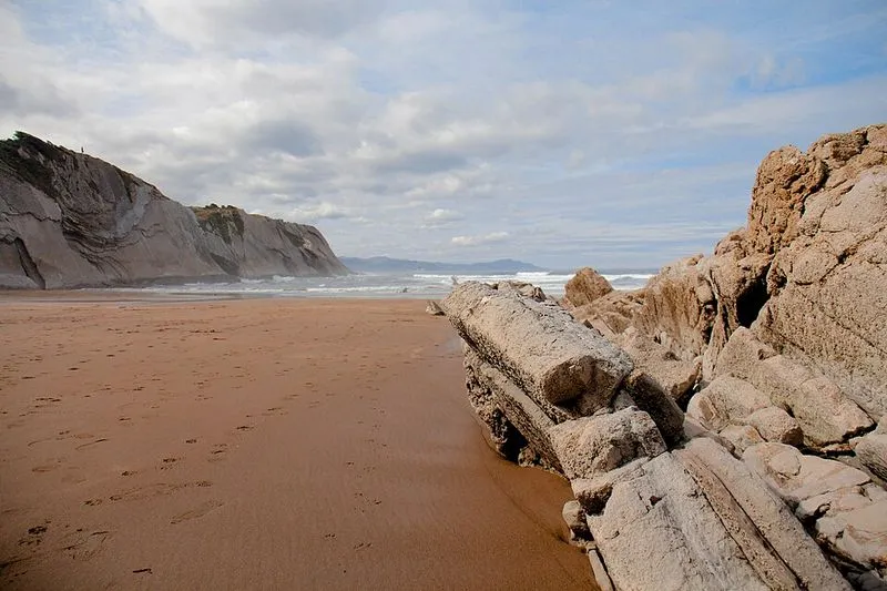 Playa de Itzurun en Zumaia, Guipúzcoa — foto 6 de 7