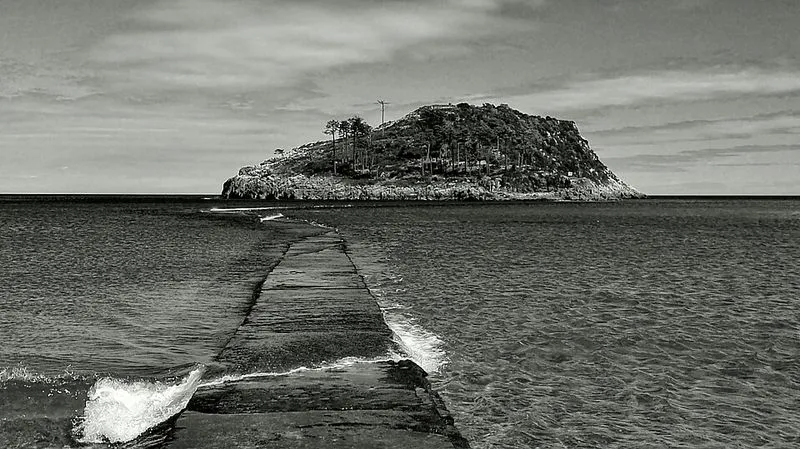 Playa Karraspio Txiki en Mendexa, Vizcaya — foto 4 de 4