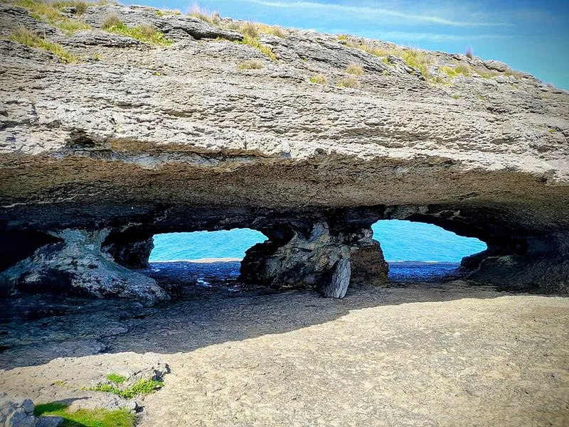 Playa La Arena en Arnuero, Cantabria — foto 3 de 4
