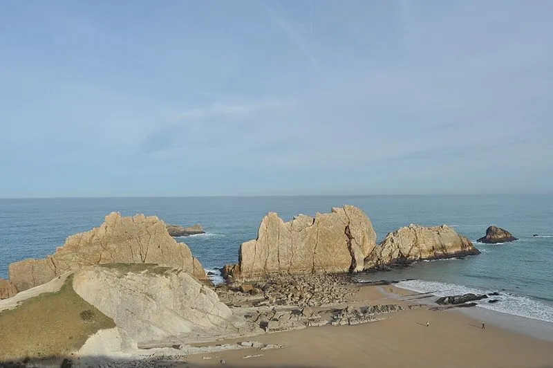 Playa de la Arnía en Piélagos, Cantabria — foto 7 de 10