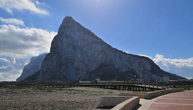 Playa La Atunara en La Línea de la Concepción, Cádiz — foto 2 de 6