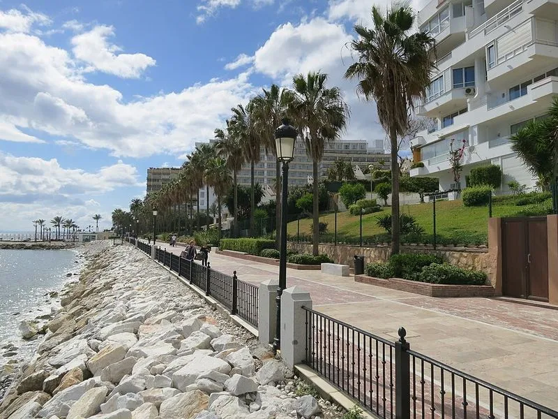 Playa de la Bajadilla en Marbella, Málaga — foto 4 de 4