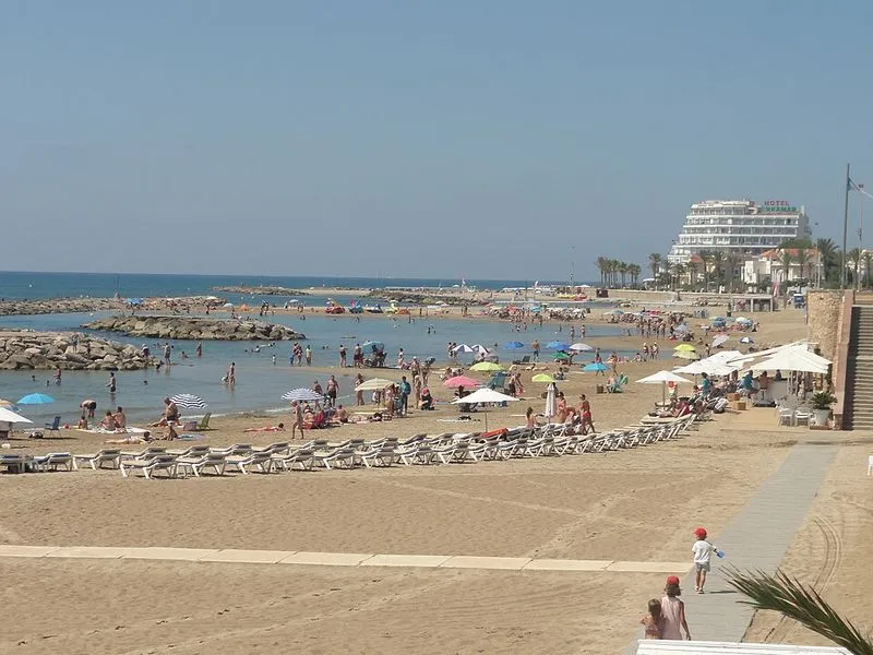 Playa de la Barra en Sitges, Barcelona — foto 3 de 7