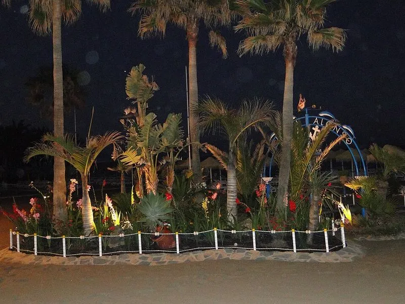Playa La Carihuela en Torremolinos, Málaga — foto 2 de 10