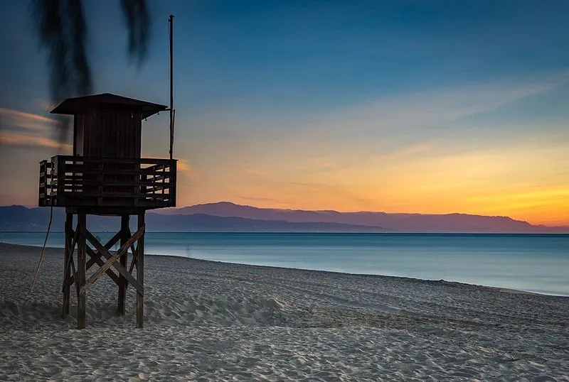 Playa La Carihuela en Torremolinos, Málaga — foto 8 de 10
