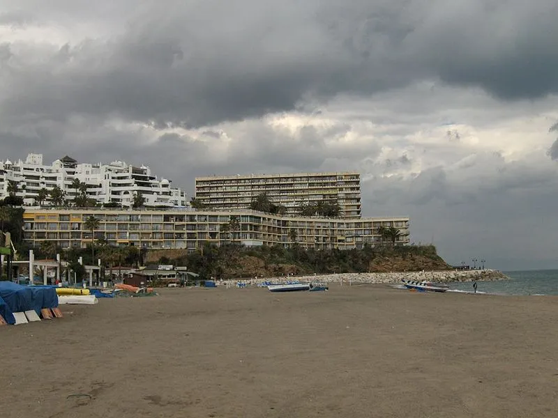 Playa La Carihuela en Torremolinos, Málaga — foto 3 de 10