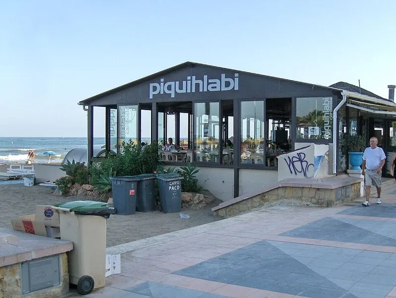 Playa La Carihuela en Torremolinos, Málaga — foto 5 de 10