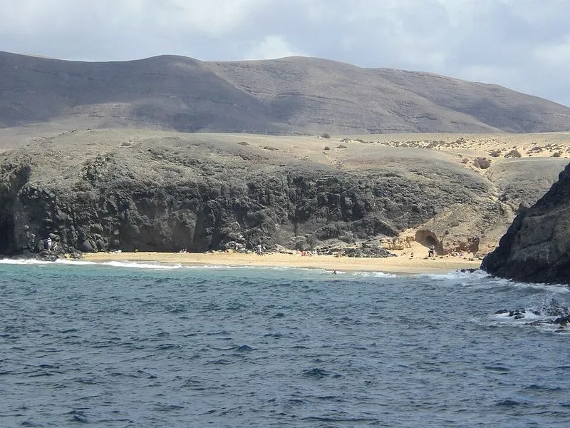 Playa de la Cruz en Yaiza, Las Palmas — foto 9 de 9