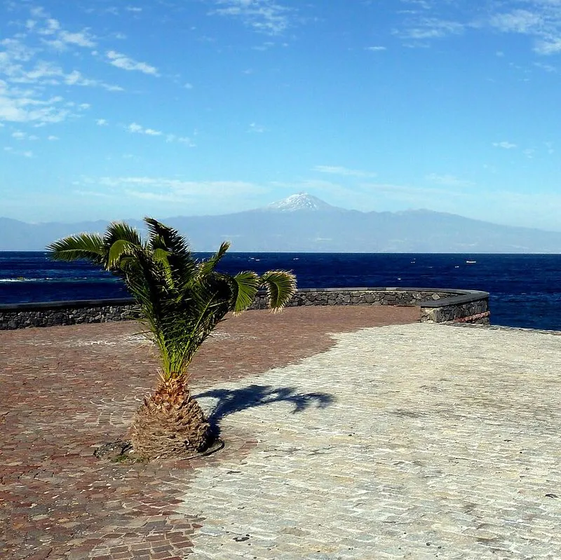 Playa de la Cueva en San Sebastián de la Gomera, Santa Cruz de Tenerife — foto 2 de 3