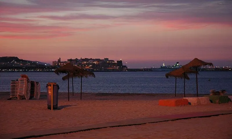 Playa La Hípica en Melilla, Melilla — foto 2 de 7