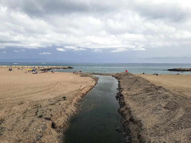Playa de la Llosa en Cambrils, Tarragona — foto 3 de 4