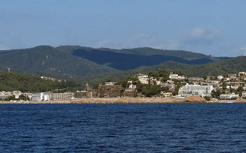 Playa de la Mar Menuda en Tossa de Mar, Gerona — foto 9 de 10