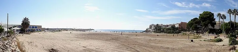 Playa La Pelliseta en Roda de Barà, Tarragona — foto 2 de 6
