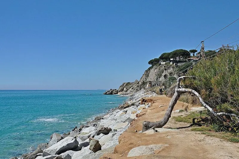 Playa de la Picordia en Arenys de Mar, Barcelona — foto 3 de 3