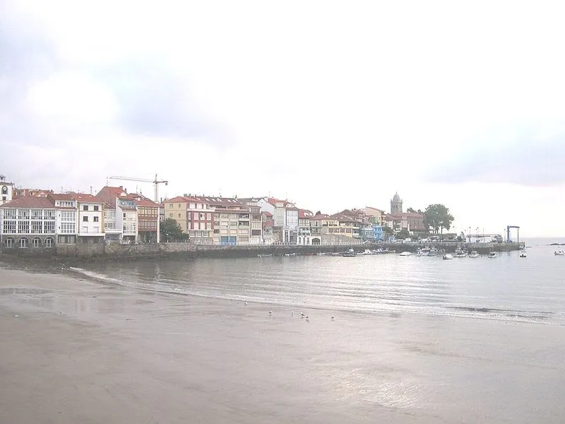 Playa La Ribera en Gozón, Asturias — foto 3 de 3