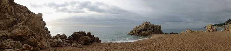Playa de la Roca Grossa en Sant Pol de Mar, Barcelona — foto 3 de 10