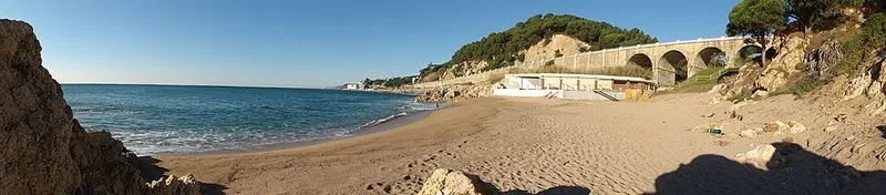 Playa de la Roca Grossa en Sant Pol de Mar, Barcelona — foto 5 de 10