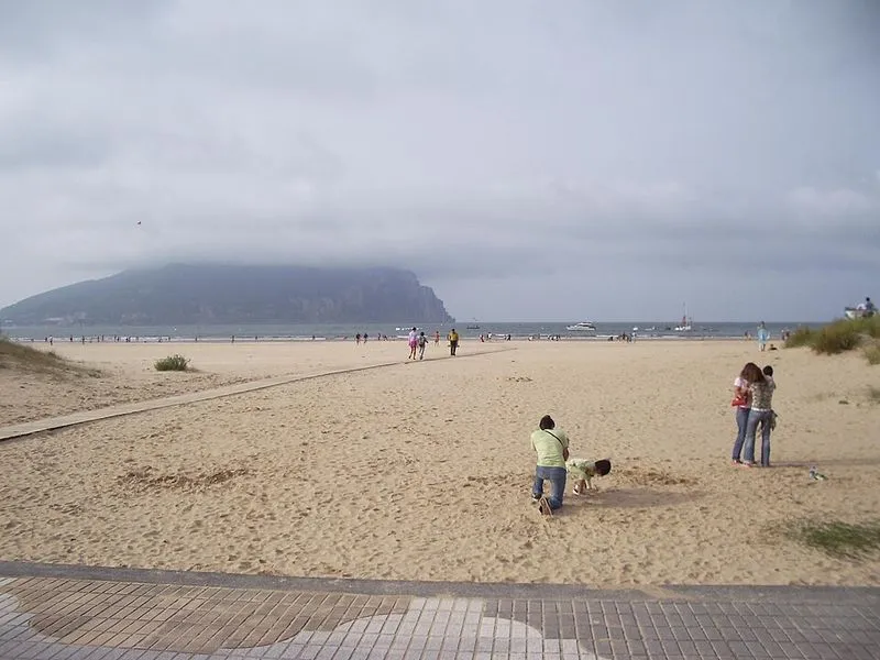 Playa de la Salvé en Laredo, Cantabria — foto 2 de 8