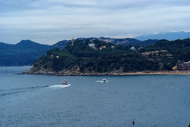 Playa La Tortuga en Lloret de Mar, Gerona — foto 3 de 4