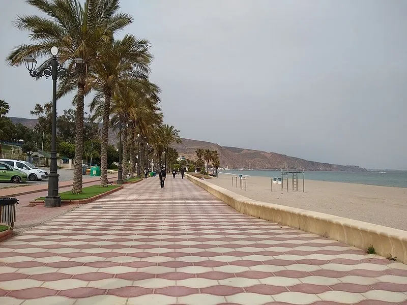 Playa de la Ventilla en Roquetas de Mar, Almería — foto 2 de 2