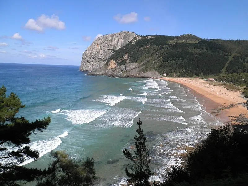 Playa de Laga en Ibarrangelu, Vizcaya — foto 6 de 8