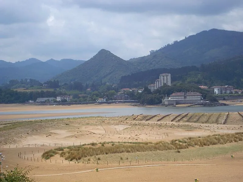 Playa de Laida en Ibarrangelu, Vizcaya — foto 2 de 7