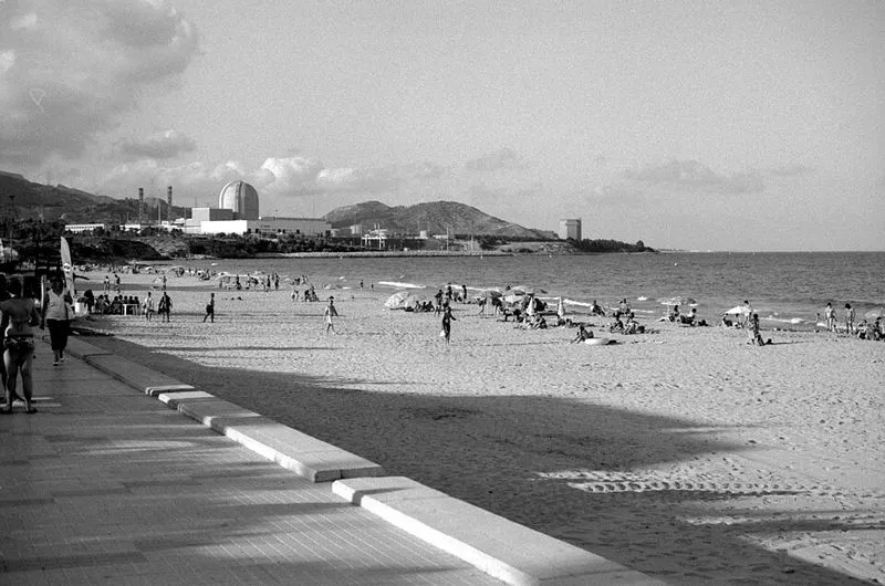 Playa de l'Almadrava en Vandellòs i l'Hospitalet de l'Infant, Tarragona — foto 7 de 9