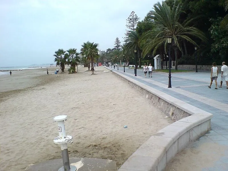 Playa L'Almadrava en Benicasim/Benicàssim, Castellón — foto 3 de 4