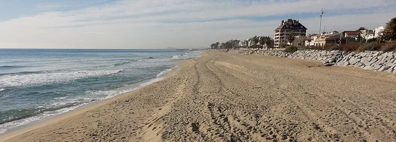 Playa de l'Almadrava en Vilassar de Mar, Barcelona — foto 4 de 4