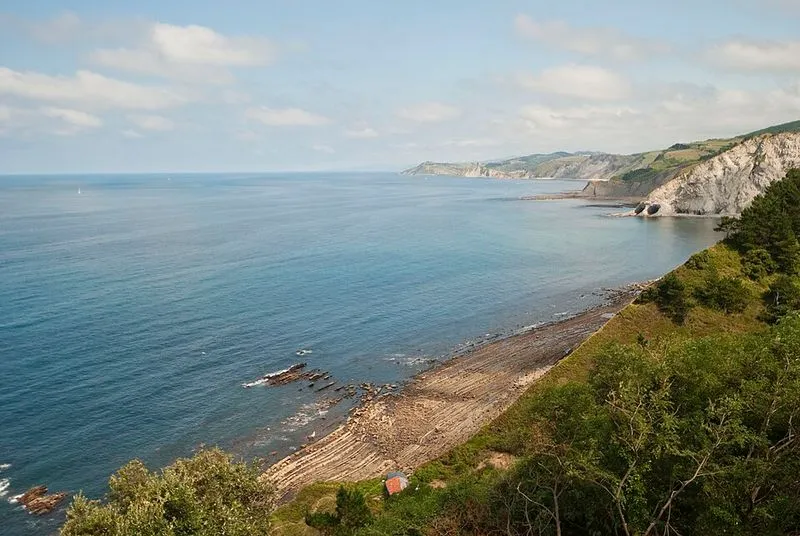 Playa Lapari en Deba, Guipúzcoa — foto 8 de 10