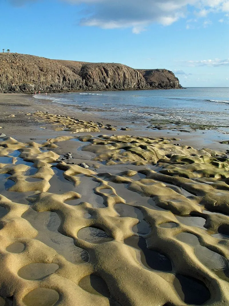 Playa Las Coloradas en Yaiza, Las Palmas — foto 3 de 4