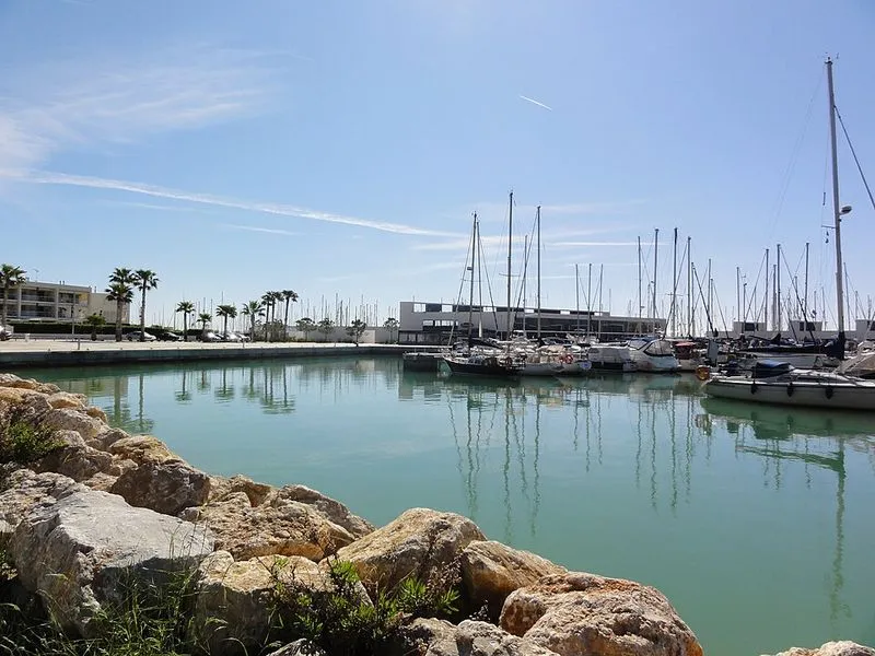 Playa de Les Botigues en Sitges, Barcelona — foto 3 de 4