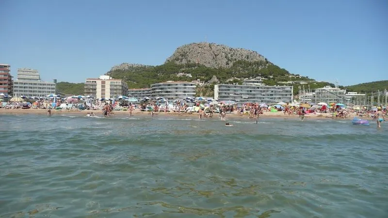 Playa de l'Estartit en Torroella de Montgrí, Gerona — foto 7 de 9