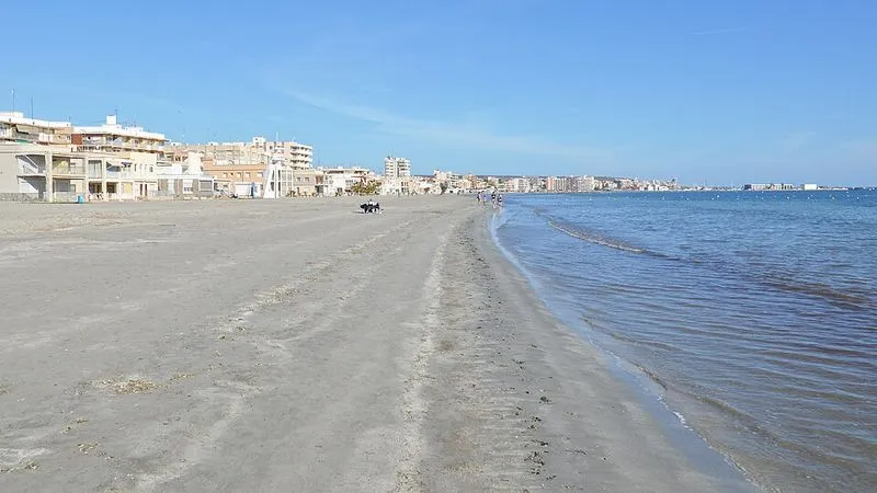 Playa Lisa en Santa Pola, Alicante — foto 2 de 2