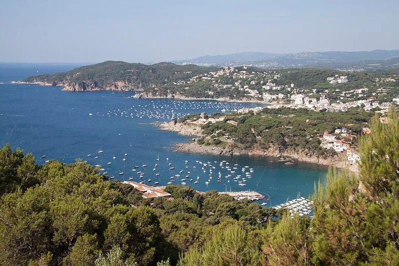 Playa de Llafranc en Palafrugell, Gerona — foto 7 de 7