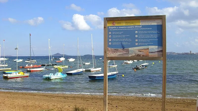 Playa Loma del Castillo en Cartagena, Murcia — foto 2 de 2