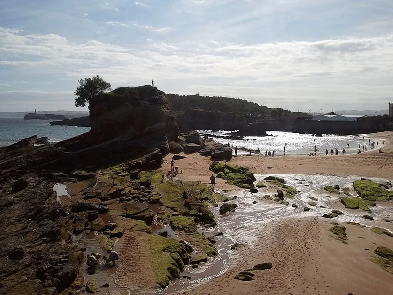 Playa Los Bikinis en Santander, Cantabria — foto 6 de 12