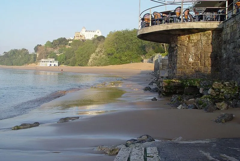 Playa Los Bikinis en Santander, Cantabria — foto 11 de 12