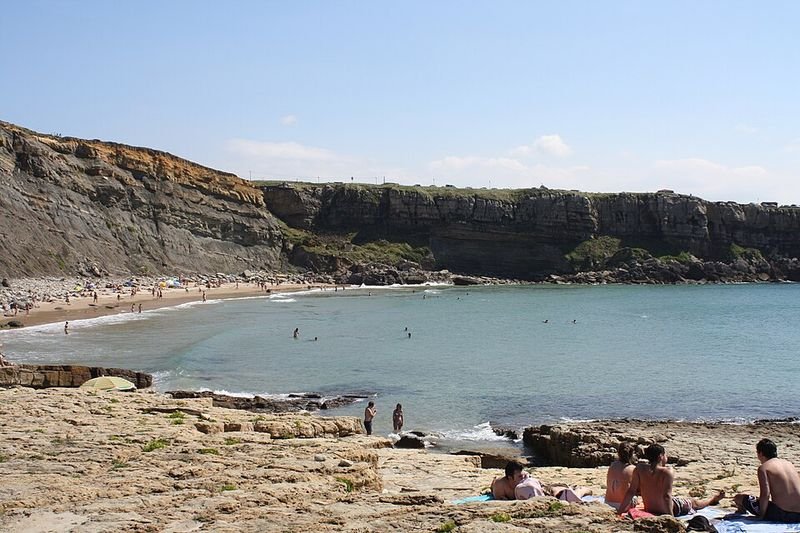 Playa Los Caballos en Miengo