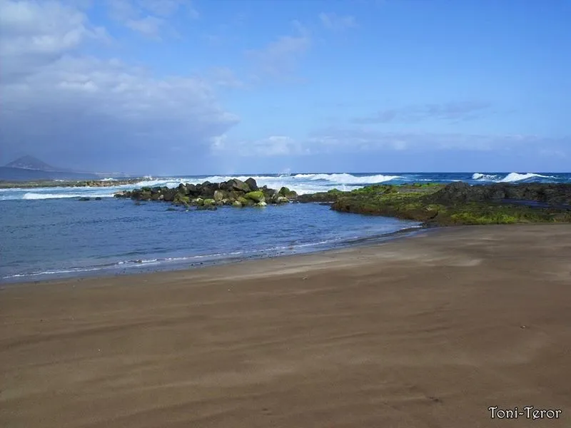 Playa de los Charcones en Arucas