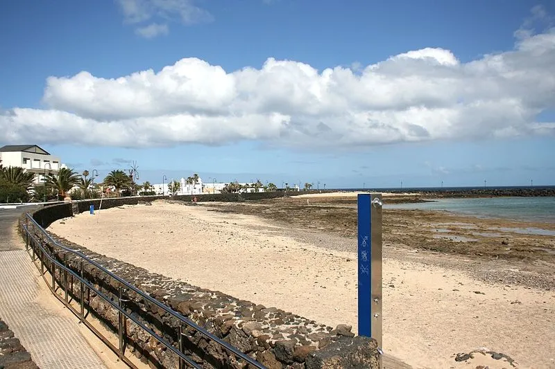 Playa de los Charcos en Teguise, Las Palmas — foto 3 de 10