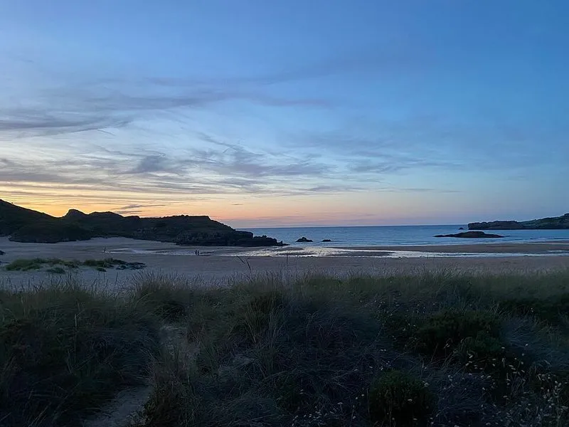 Playa Los Franceses en Arnuero, Cantabria — foto 4 de 4