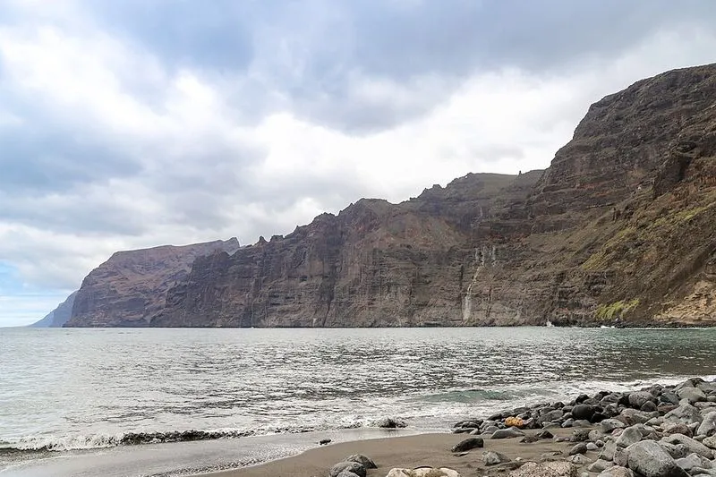 Playa Los Guíos en Santiago del Teide, Santa Cruz de Tenerife — foto 2 de 10