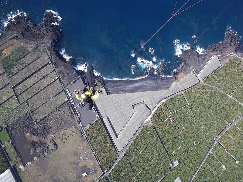 Playa Los Guirres en Tazacorte, Santa Cruz de Tenerife — foto 2 de 2