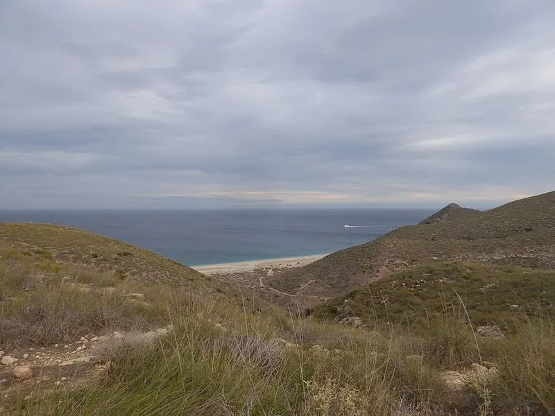 Playa de los Muertos en Carboneras, Almería — foto 6 de 9