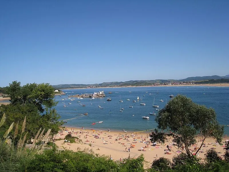 Playa de los Peligros en Santander, Cantabria — foto 4 de 10