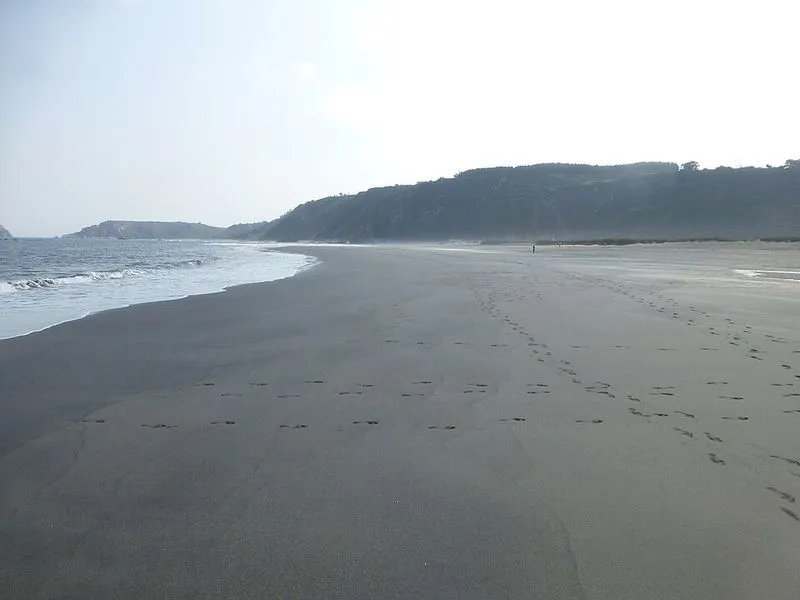 Playa de los Quebrantos en Soto del Barco, Asturias — foto 4 de 7
